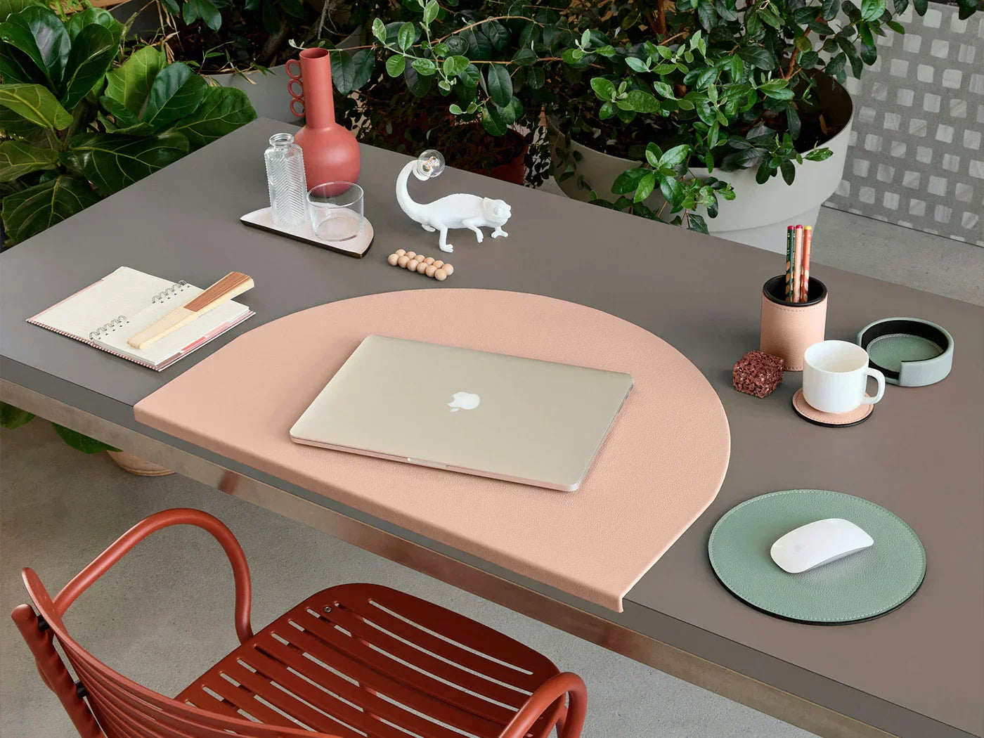 Palette primaverili: combinazioni colore per aggiornare la scrivania con un solo gesto