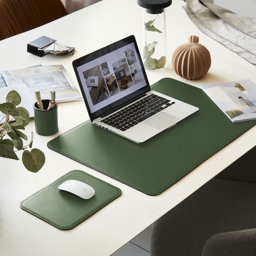 Tappetino Mouse Hermes di Eglooh - Cuoio Verde - Vista Tre Quarti