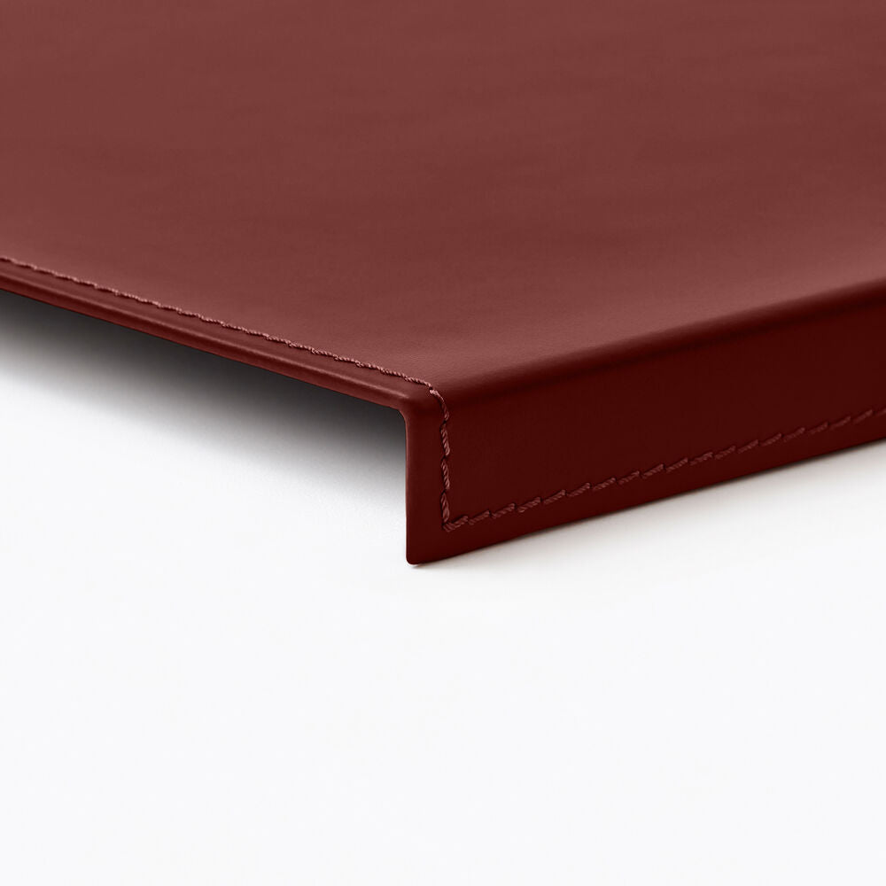 Sottomano Scrivania Calliope di Eglooh - Cuoio Rosso Bordeaux - Dettaglio Cucitura
