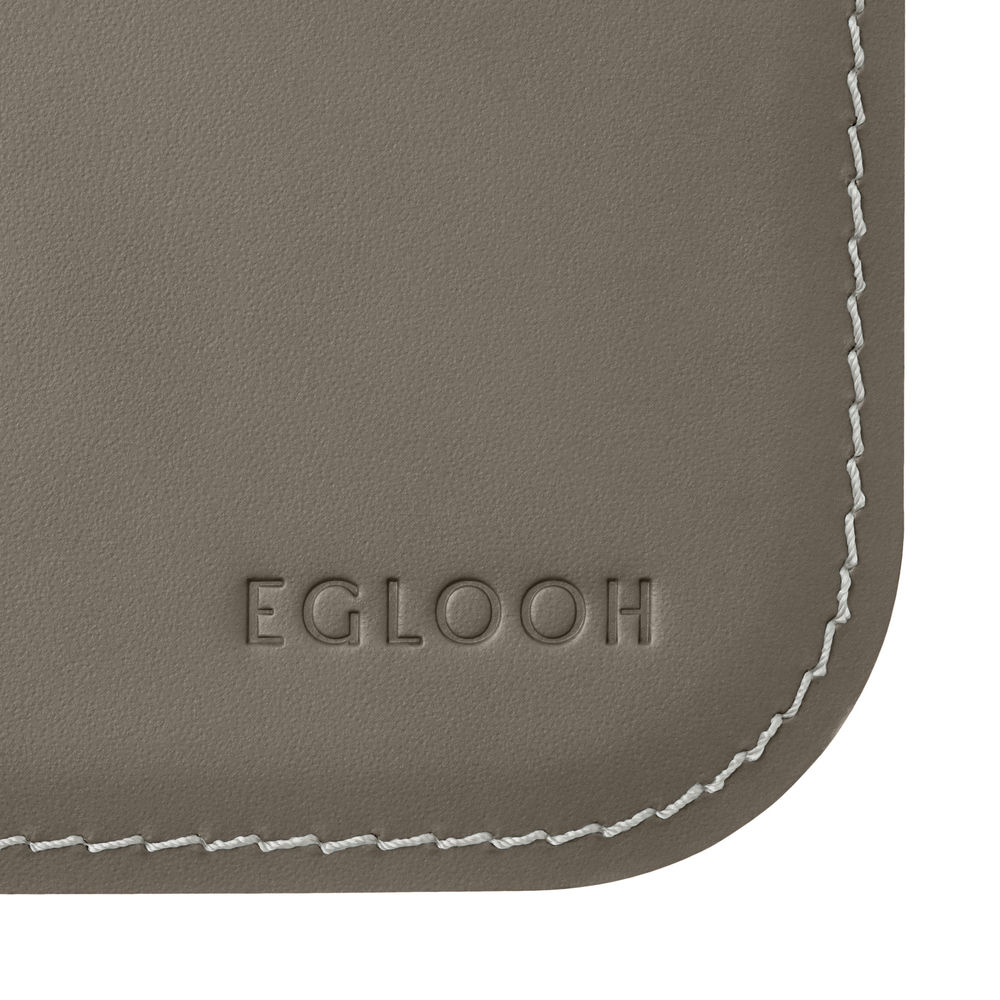 Sottomano Scrivania Hermes Deluxe di Eglooh - Cuoio Grigio Talpa e Cuciture Bianche - Dettaglio Cucitura