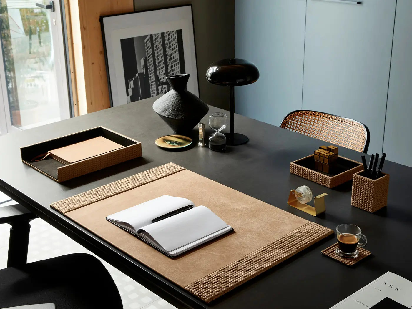 Digital Detox & Workspace Design: Creare zone “analogiche” sulla scrivania