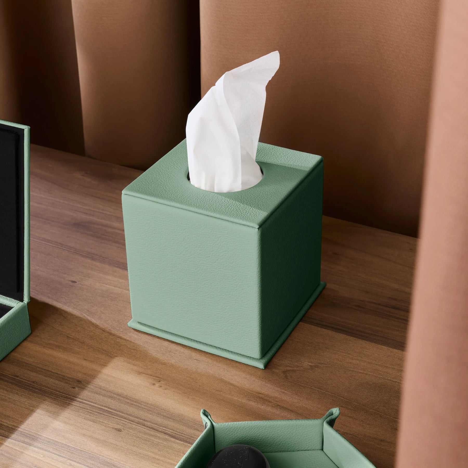 Quadratische Taschentuchbox Maia