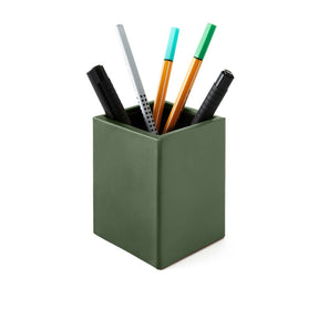 Portapenne da Scrivania Minerva di Eglooh - Cuoio Verde - Con Penne