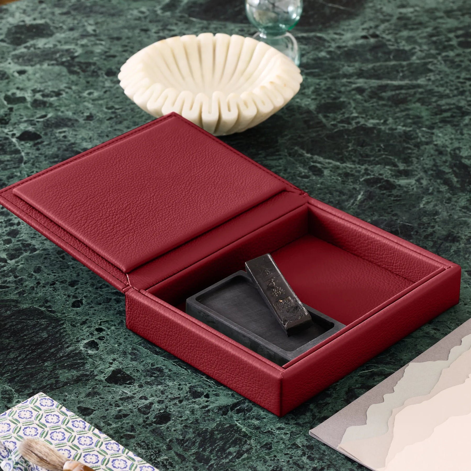 Valet Tray wit Lid Maia