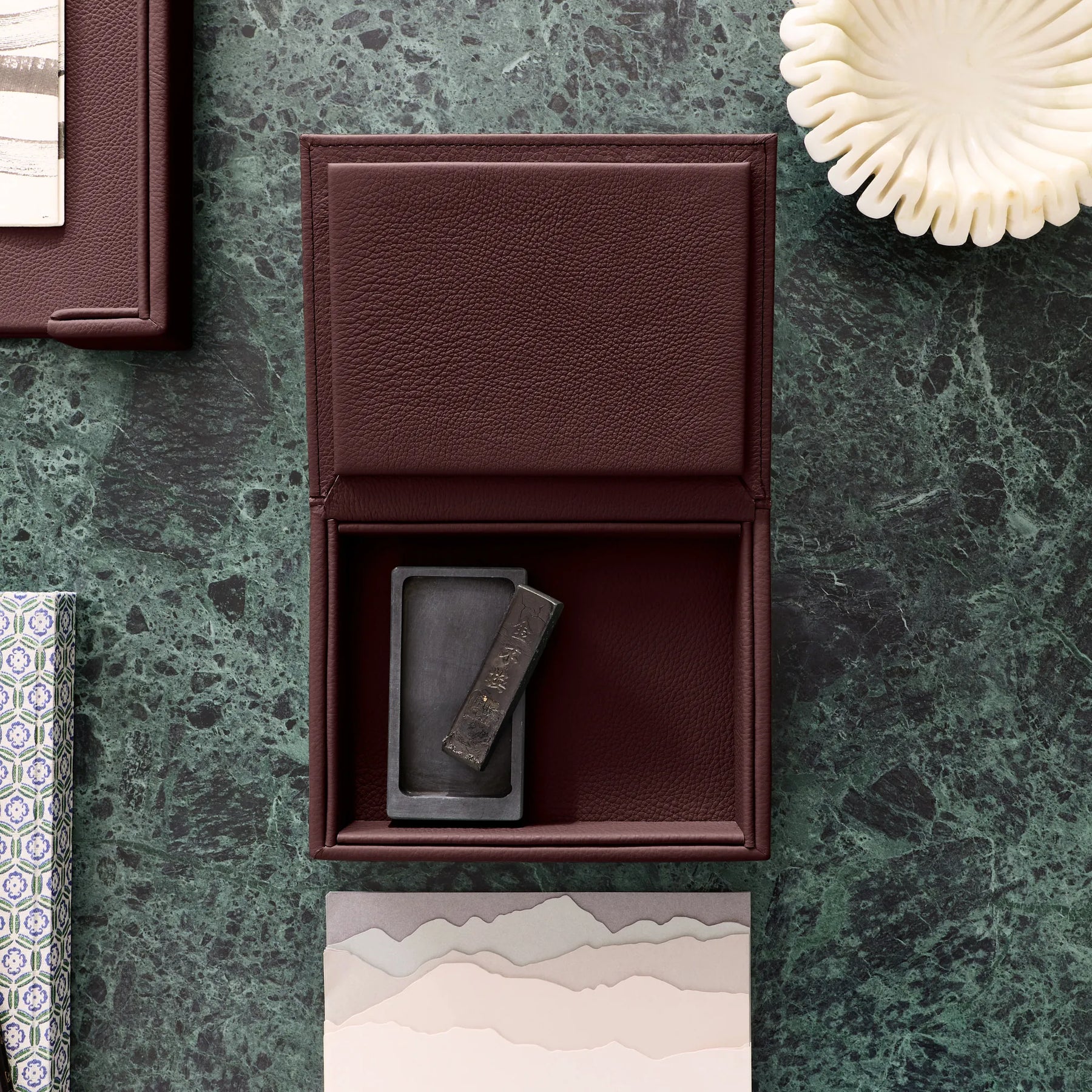 Valet Tray wit Lid Maia