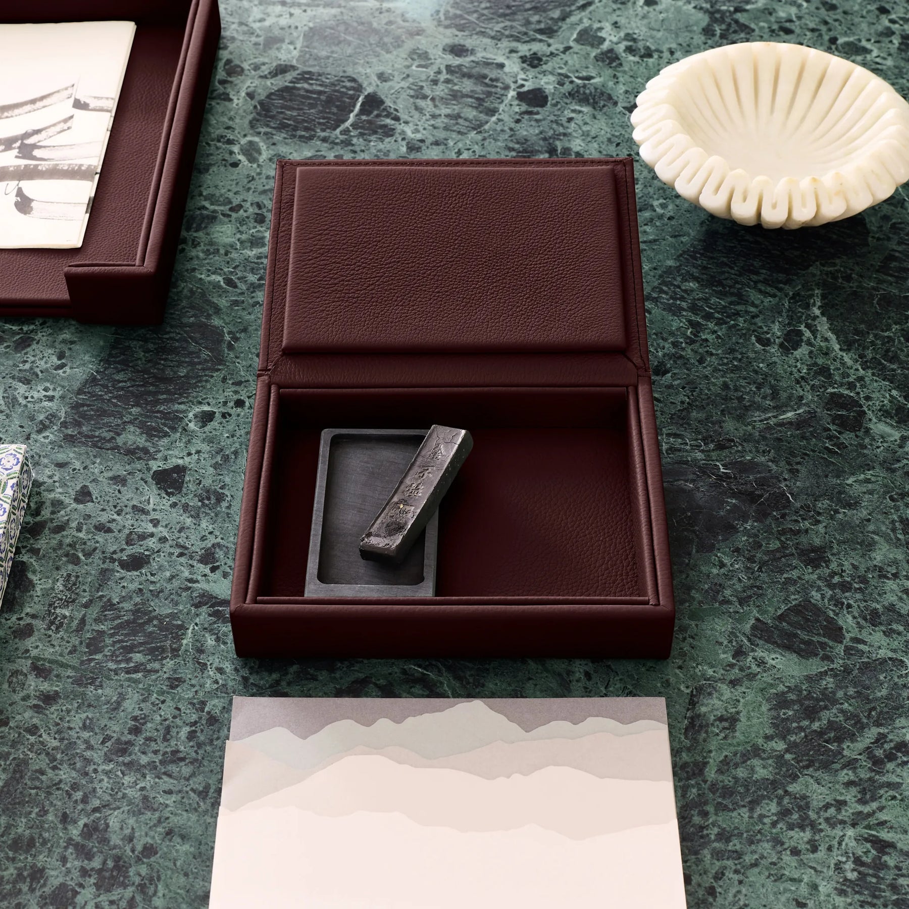 Valet Tray wit Lid Maia