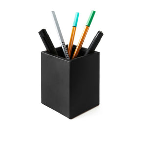 Portapenne da Scrivania Minerva di Eglooh - Cuoio Nero - Con Penne