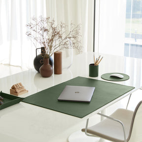Svuotatasche Moderno in Pelle Iris di Eglooh - Vera Pelle Verde - Vista Tre Quarti