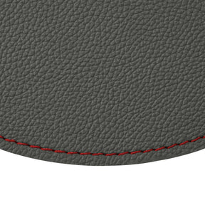 Tappetino Mouse Rotondo in Pelle Apollo Deluxe di Eglooh - Vera Pelle Grigio Antracite e Cuciture Rosse - Dettaglio Cucitura
