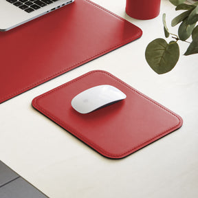 Tappetino Mouse Hermes di Eglooh - Cuoio Rosso Ferrari - Zoom Tre Quarti